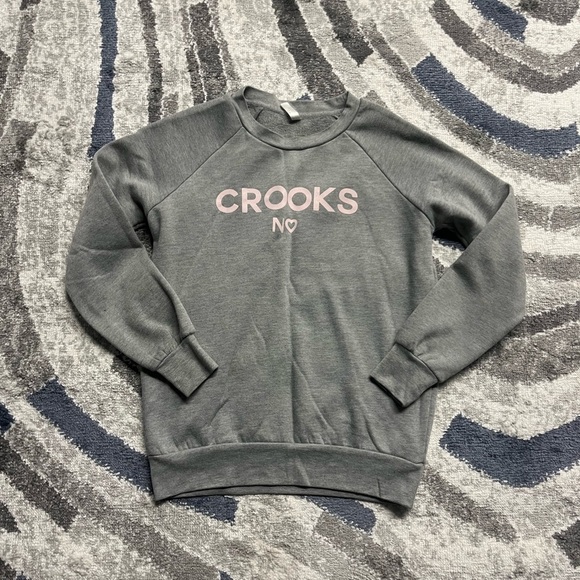 🌸Crooks & Castle Crew Neck Sweater - Picture 1 of 2